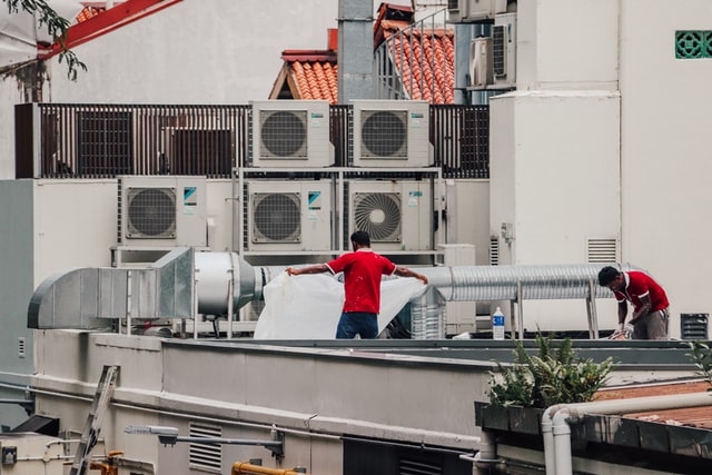 Aircon Repairman Rooftop